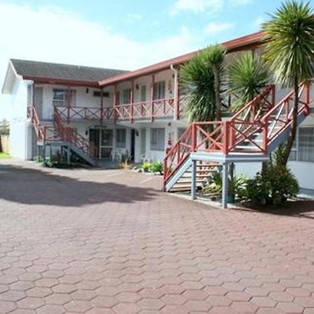 Burgundy Rose Motel Whangarei Exterior foto