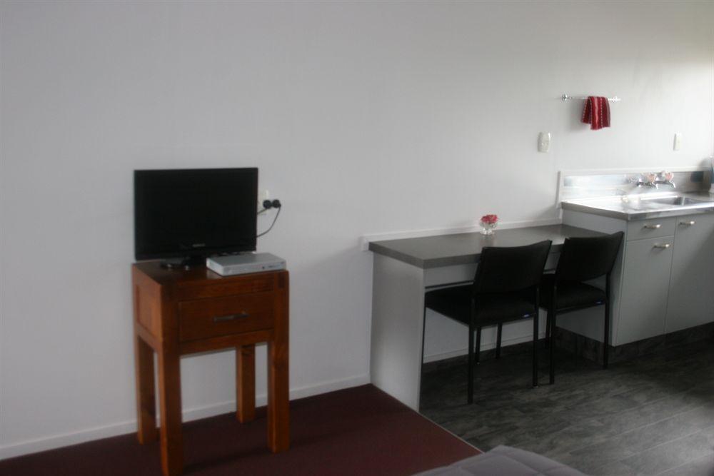 Burgundy Rose Motel Whangarei Exterior foto